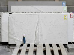 Carrara Quartz offcut 523