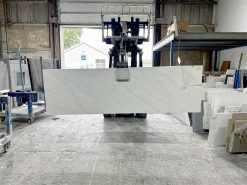 Calacatta Vicenza Worktop Offcut | 2630x760x20mm | 598