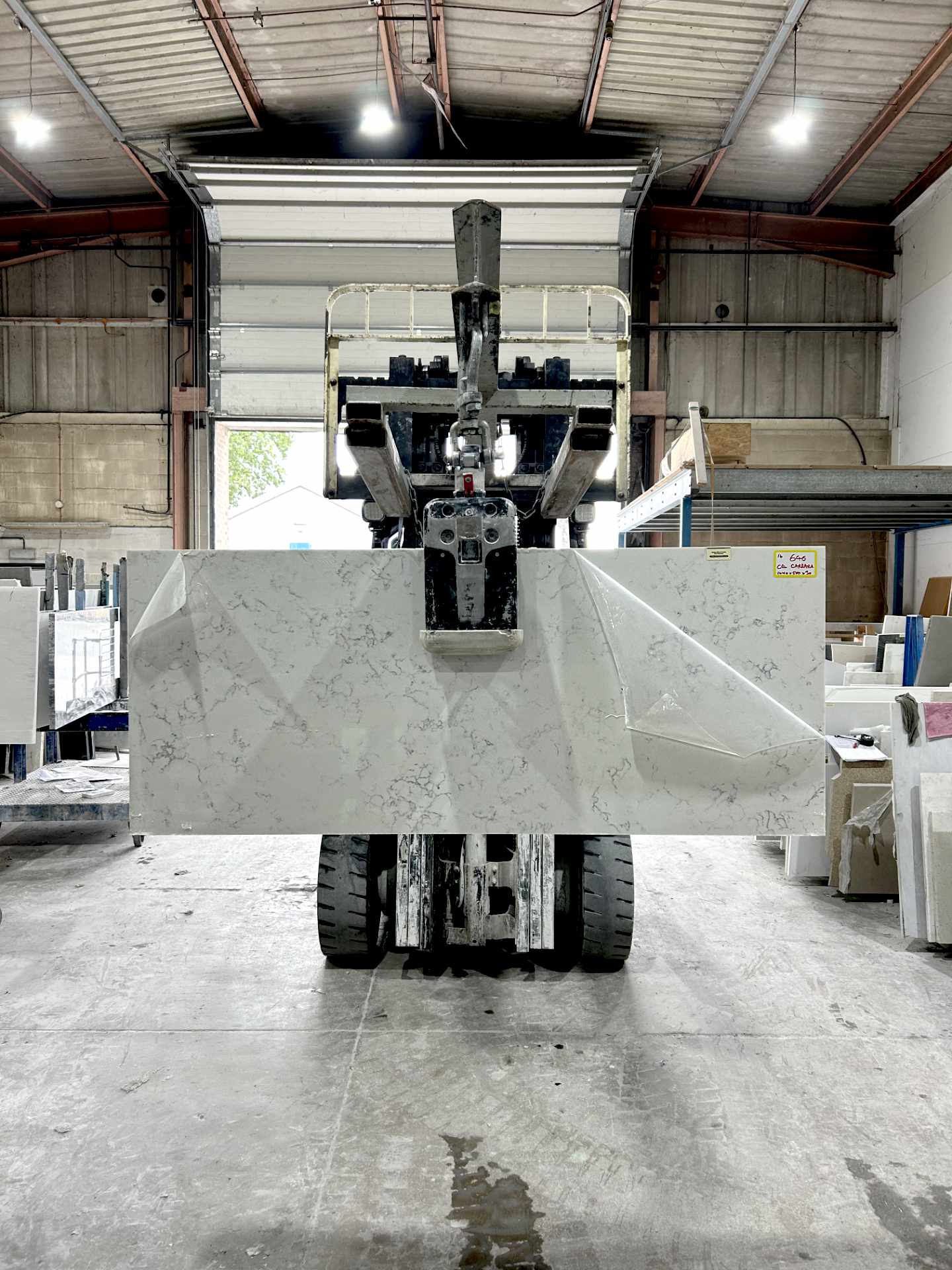 646 CRL Carrara Quartz Worktop Offcut - 1440x580x30mm
