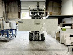 714 White Arabesque Worktop Offcut - 1800x540x20mm